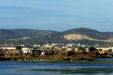 Fototapeta premium Pollution, décharge, Canal du Midi, Frontignan, 34, Hérault, France
