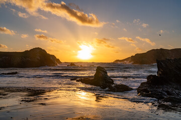 Obraz premium sunset at Porth dafarch on the Isle of Anglesey