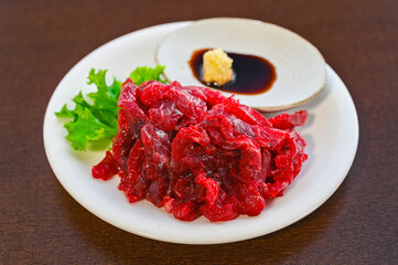 鯨肉のお刺身