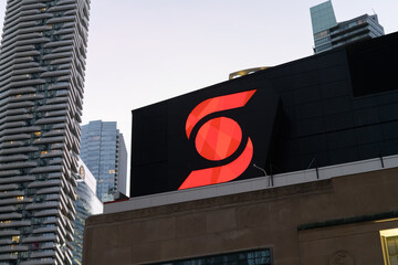 Fototapeta premium Scotiabank Arena logo sign at 40 Bay St, Toronto