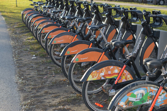 bike rental docking station with vehicles, Toronto - Lake Shore Blvd E, near Leslie