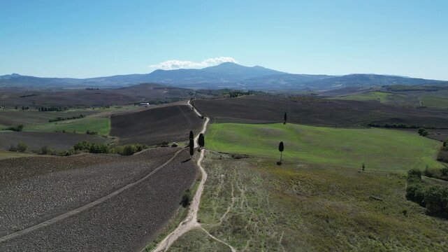 A breathtaking aerial panorama inspired by &ldquo;Il Gladiatore,&rdquo; showcasing dramatic landscapes, cinematic light, and epic scenery captured by a drone. A visually striking, atmospheric view perfect for cin