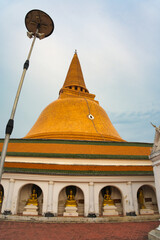 世界一高い仏塔　プラ・パトム・チェーディー　องค์พระปฐมเจดีย์　Phra Pathom Chedi, Nakhon Pathom