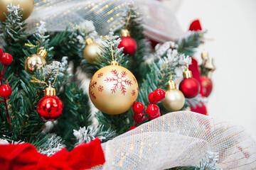 Obraz premium Festive ornament display home interior christmas decoration cozy environment close-up holiday spirit