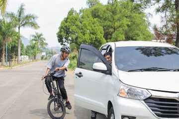 Startled Cyclist Swerved to Avoid Car Door That Suddenly Opened on Suburban Road
