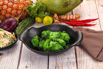 Indian green chicken mint tikka