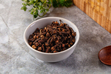 Dry cloves buds aromatic flavor