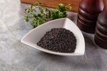 Black raw dry sesame seeds