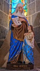 Fototapeta premium statue Ste Anne L'enseignement à Marie, photo format 16:9