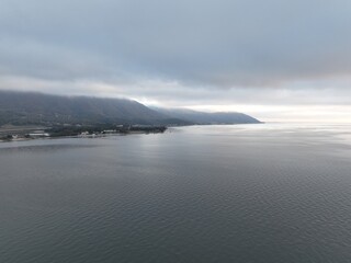 滋賀県 高島市の早朝の湖の風景