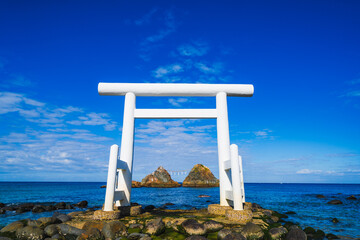 糸島の桜井二見ヶ浦の夫婦岩