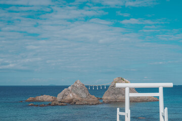 糸島の桜井二見ヶ浦の夫婦岩
