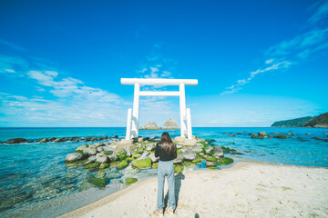 糸島の桜井二見ヶ浦の夫婦岩