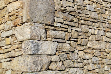 Mur en pierre sèche