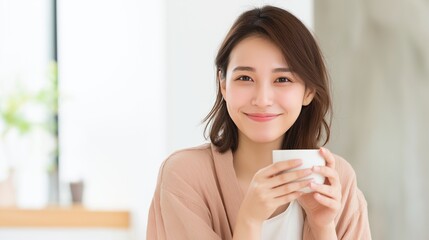 リラックスして自律神経を整える日本人女性