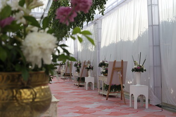 Elegant outdoor wedding decorations in daylight