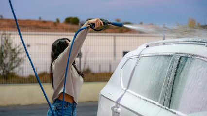 Car wash with pressure water for effective cleaning