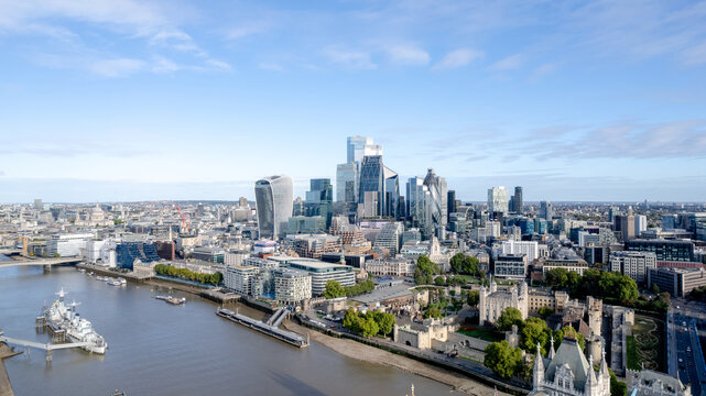 Fototapeta Drone view of London's Thames and urban skyline