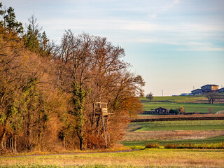 Hoch und J&auml;gersitz