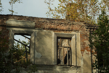 abandoned house in Rostov Veliky town