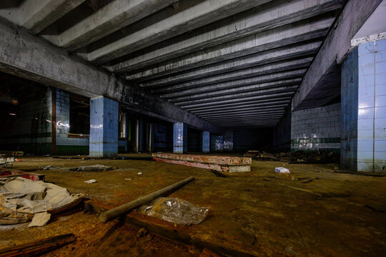 Dark and creepy dirty abandoned underground basement - Powered by Adobe