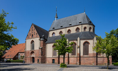 Evangelisch-lutherische Ludgerikirche in der ostfriesischen Stadt Norden, Ostfriesland,...