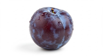 瑞々しい濃い紫色のプラムに水滴がきらめく 白い背景と柔らかな自然光が果実の鮮やかな色と魅力的な質感を際立たせるスタジオ撮影 新鮮で清潔感のある美しい視覚イメージ. AI Generated
