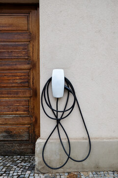 Electric car charging station