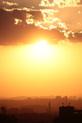 Por do Sol na cidade de S&atilde;o Paulo, Brasil (Sunset in the city of S&atilde;o Paulo, Brazil)