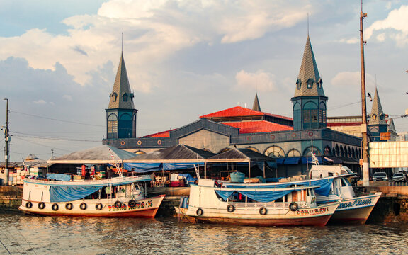 Fish market and boats in the port of Ver-o-Peso, in the city of Bel&eacute;m, capital of the state of Par&aacute;, northern Brazil.