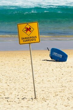 Current warning Bondi Beach Sydney Australia