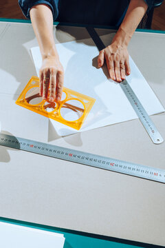 Folding paper 