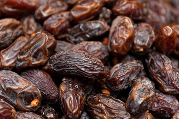 Dried dates