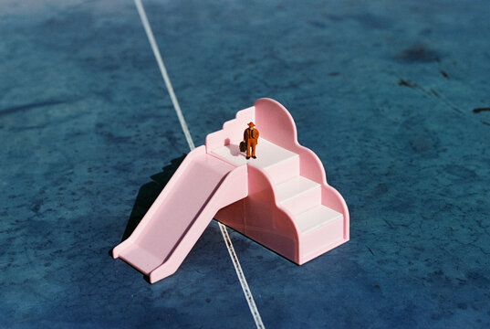 oy man choosing his way down, 35mm film