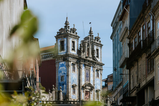 Igreja de Santo Ildefonso in Porto with azulejos facade