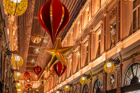 Christmas Ornaments and Golden Lights in Galeries Royales Saint Hubert