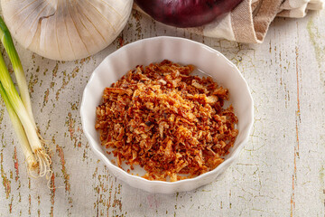 Roasted dry golden dehydrated onion