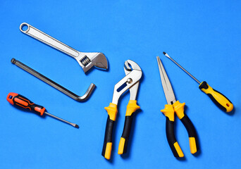 Multiple tools in zenith view.