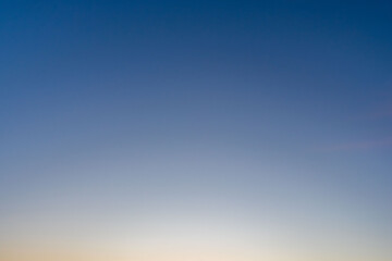 初冬の早朝の空のグラデーション14