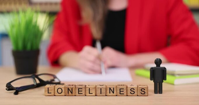 Exploring feelings of loneliness in a quiet workspace while writing reflections
