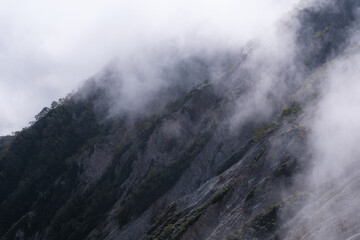 日本の山岳風景