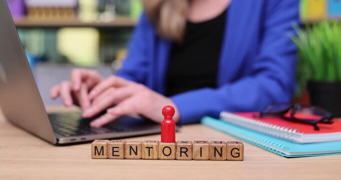 Building connections through mentoring at a cozy workspace with focus on learning and growth