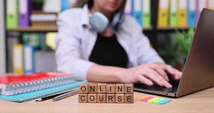 Exploring the joy of learning in an online course setting with a dedicated student and a friendly workspace