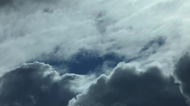 4K 59.94fps Time-Lapse: Dynamic Clouds Moving Diagonally Across Sky (UHD)