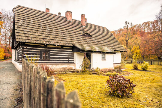 Stare Belidlo stands in the peaceful Granny Walley of Ratiborice, surrounded by autumn colors. This historic place is linked to the writer Bozena Nemcova and rural life.