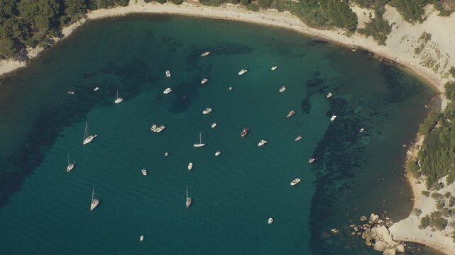 Vue a&eacute;riennes des Calanques de Marseille et de Cassis