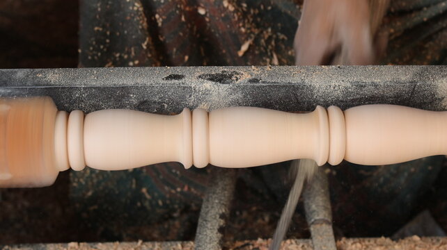 From Raw Wood to Masterpiece – Wood Lathe Showcase