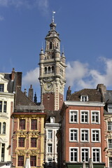 Obraz premium Beffroi de la Chambre du Commerce à Lille (France)