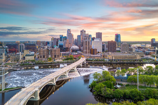 Minneapolis, Minnesota, USA Cityscape 2091