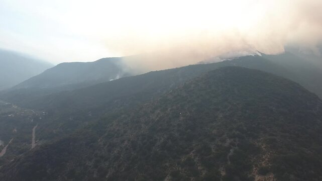 encendio en la monta&ntilde;a 1